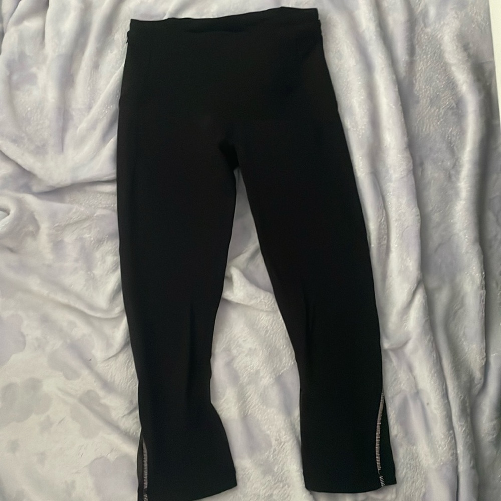 Lululemon capris